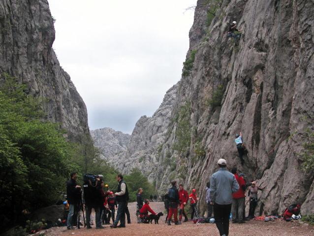 Apartmani Sekana Starigrad Paklenica Bagian luar foto